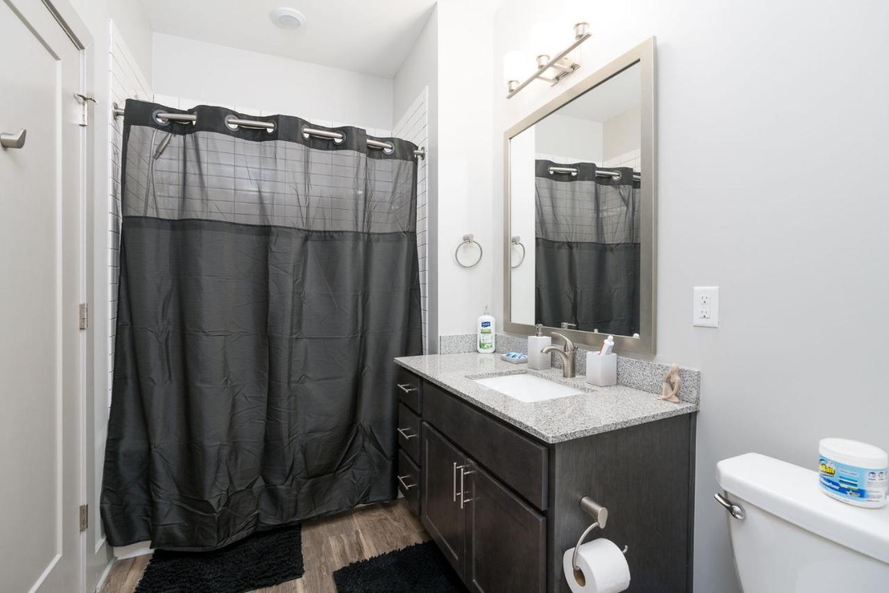 Stylish 1Br Apartment With View Indianapolis Exterior photo